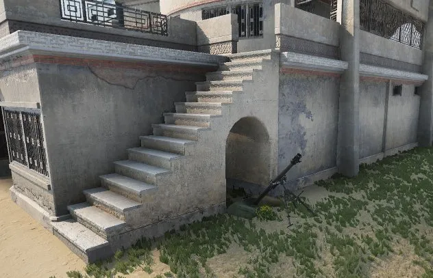 Mortar position protected by the walls of a building at ground level